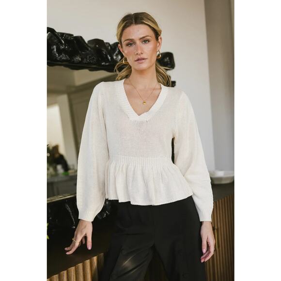 Bohme Boutique Sweaters - Bohme Regina Sweater Top in Ivory L